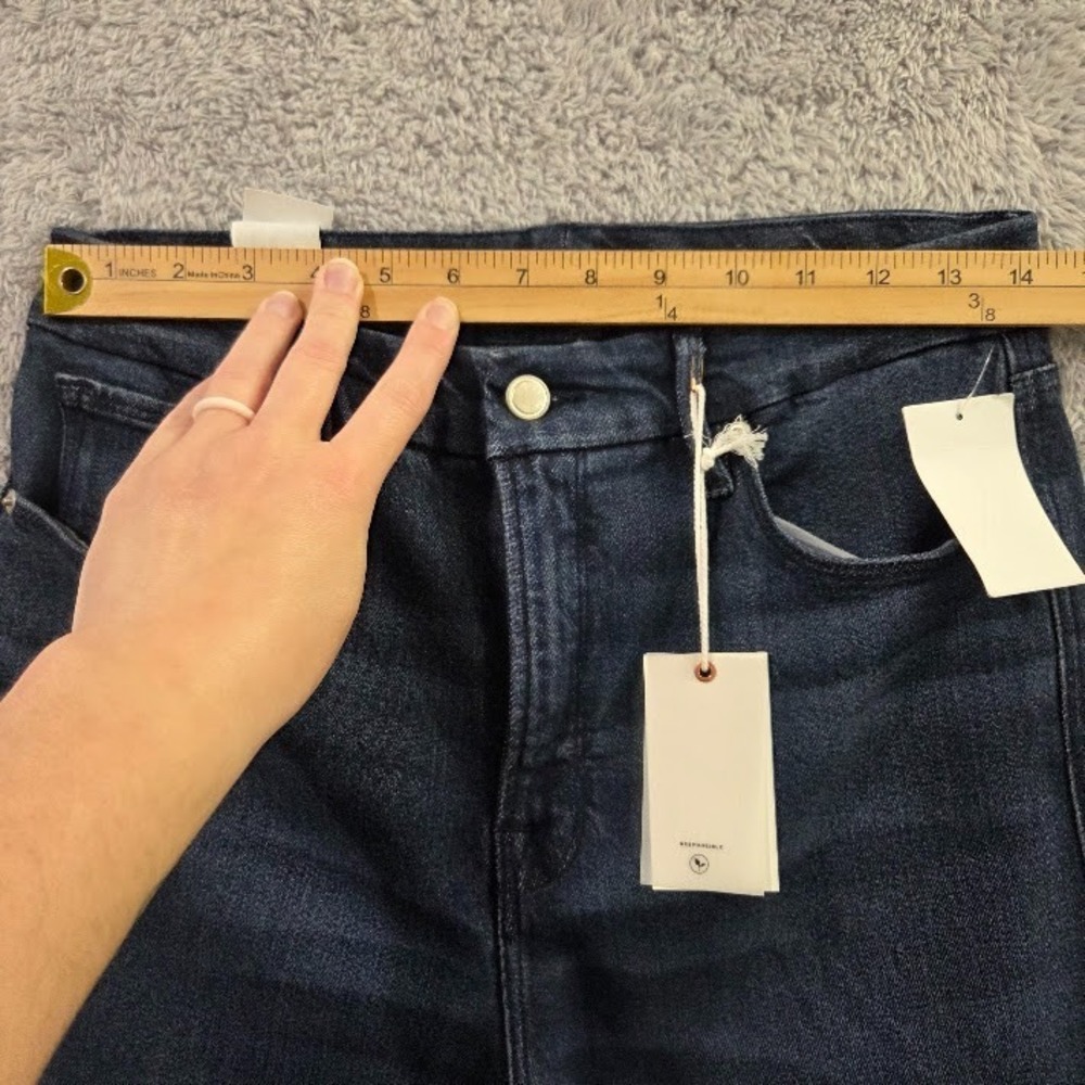 Good American Good Skate Jeans Size 8 High Rise Wide Leg Indigo NWT 34 Inseam - Picture 10 of 16